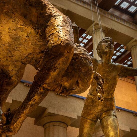 LeQuire Returns to the Parthenon for ‘Monumental Figures'